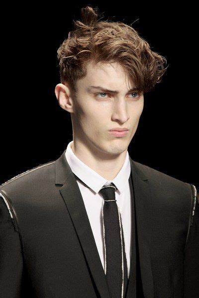 Christian Dior Fall 2010 Menswear Collection 